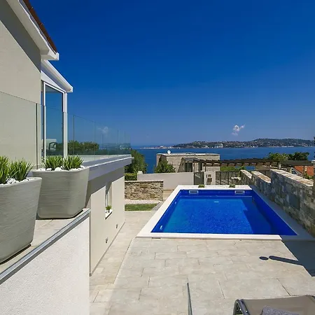 Villa Aurora *