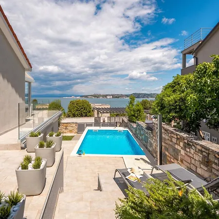Villa Aurora Crveni Vrh